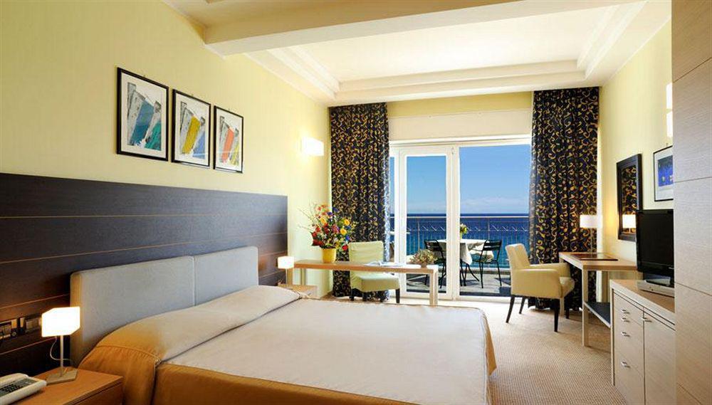 Grand Hotel Spiaggia ألاسيو المظهر الخارجي الصورة