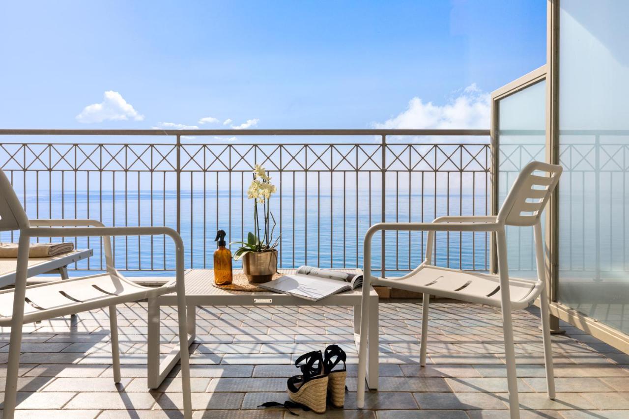 Grand Hotel Spiaggia ألاسيو المظهر الخارجي الصورة