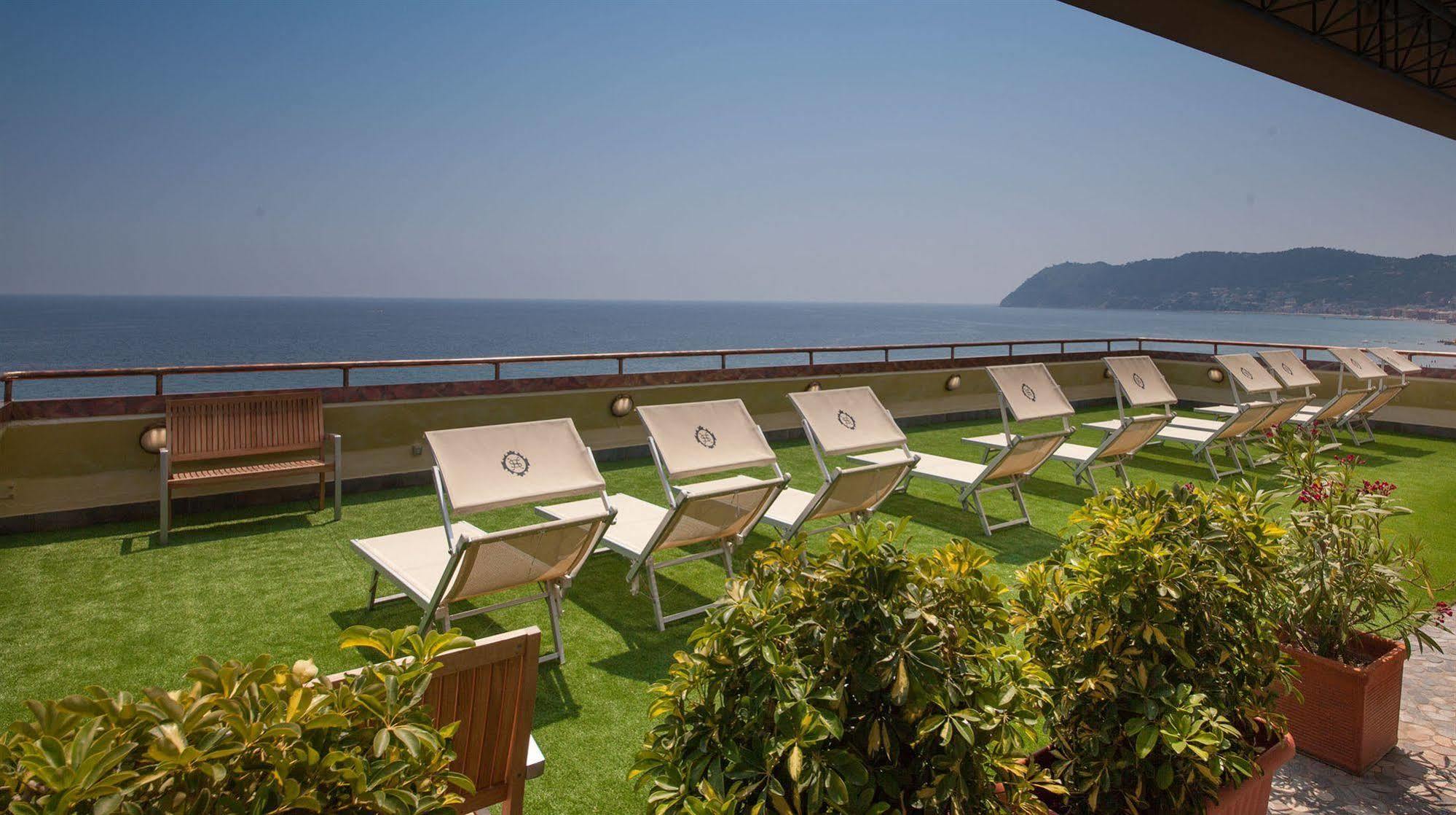 Grand Hotel Spiaggia ألاسيو المظهر الخارجي الصورة